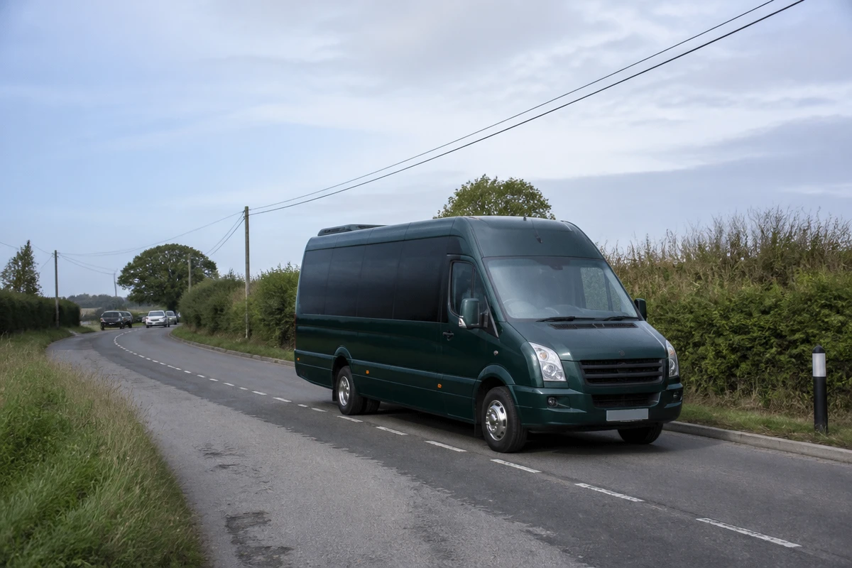 Minibus Hire in Palmers Green